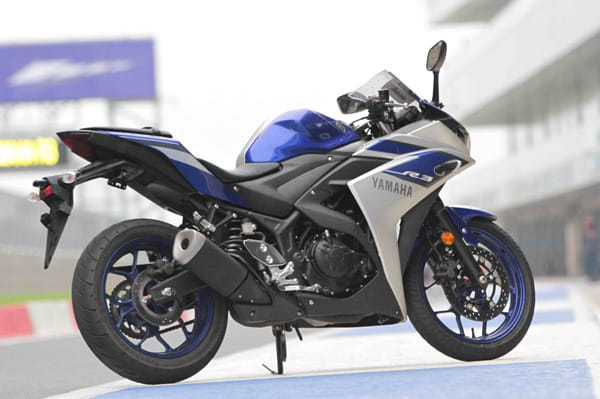 Yamaha YZF-R3 review, test ride